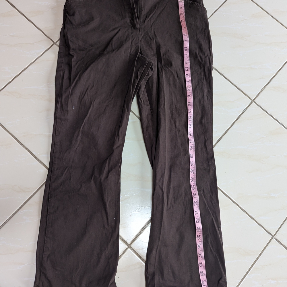 Straight Leg Women's Pants in Dark Brown